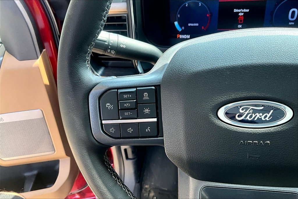 Certified 2026 Ford F450 Lariat w/ Lariat Premium Package AWD/4WD image 14