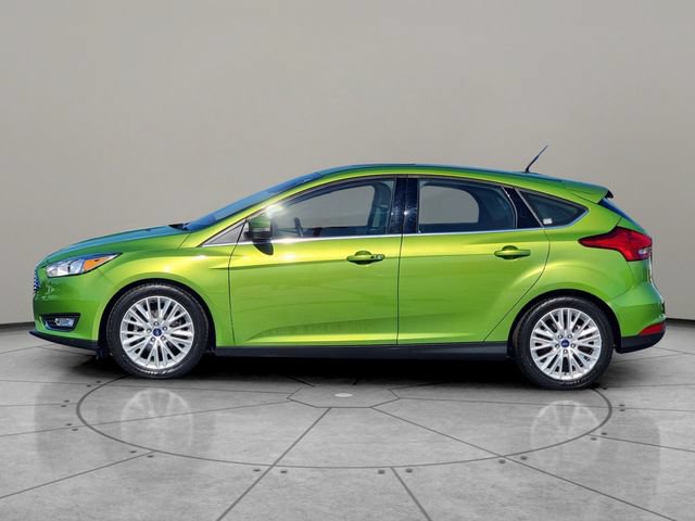 Certified 2018 Ford Focus Titanium w/ Titanium Technology Package FWD image 9