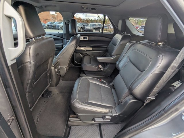 Certified 2022 Ford Explorer Limited w/ Limited Technology Package image 33