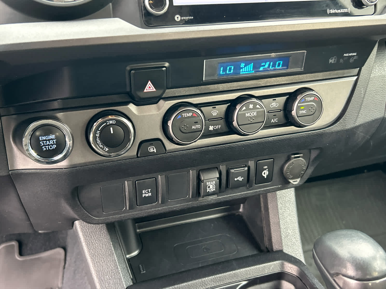 Used 2023 Toyota Tacoma TRD Off-Road image 35