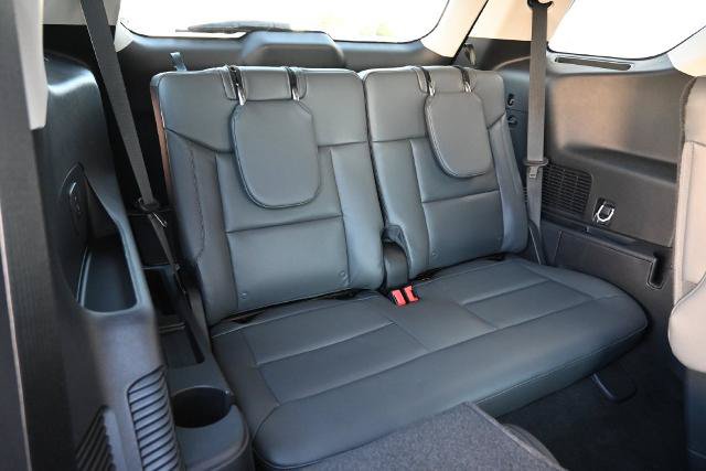Certified 2025 Ford Explorer Active w/ Active Comfort Package AWD/4WD image 26