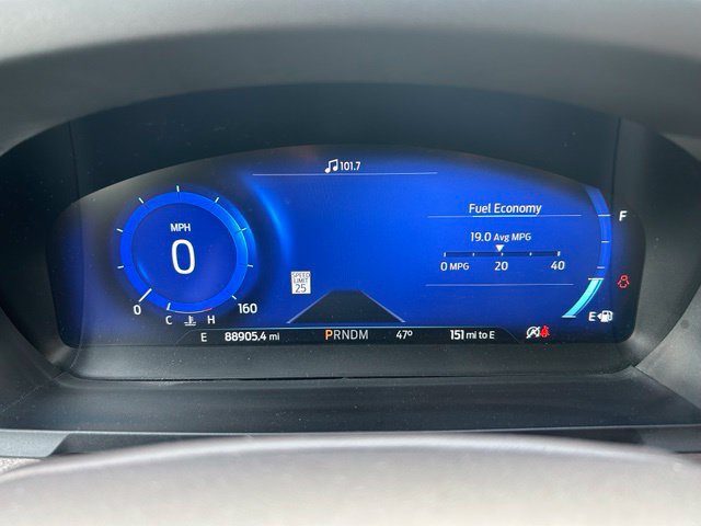 Certified 2020 Ford Explorer Platinum w/ Premium Technology Package AWD/4WD image 2