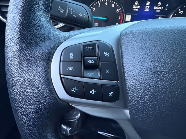 Certified 2022 Ford Explorer XLT w/ Equipment Group 202A AWD/4WD image 18