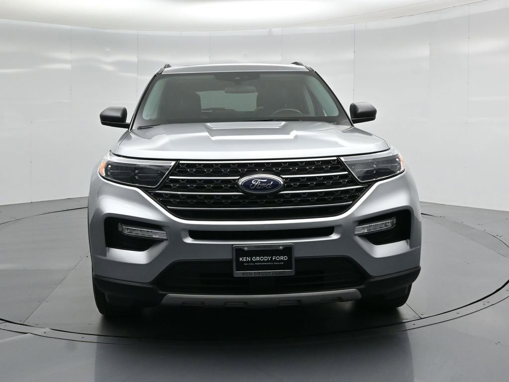 Certified 2023 Ford Explorer XLT w/ Equipment Group 202A AWD/4WD image 54