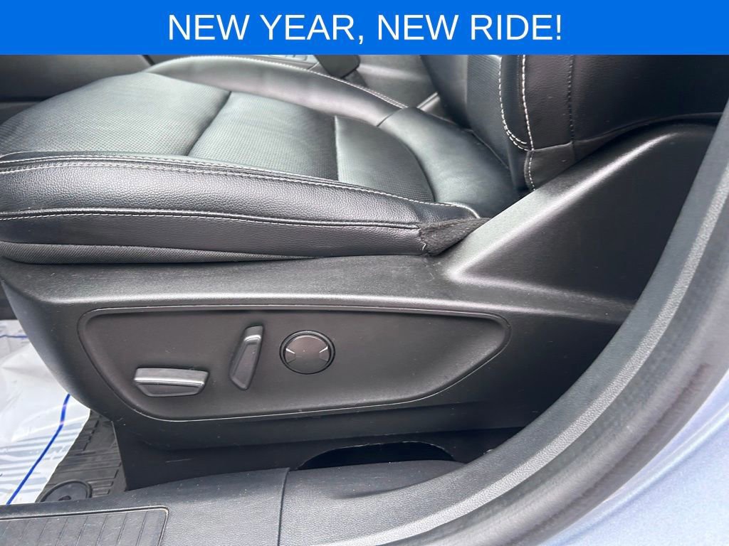 Certified 2022 Ford Escape SEL image 16