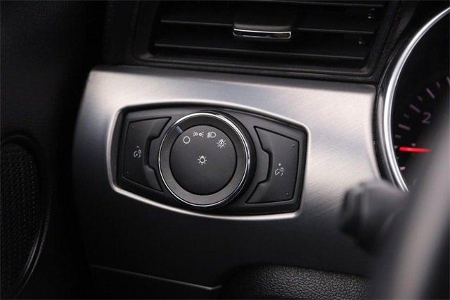 Certified 2022 Ford Mustang Premium image 18