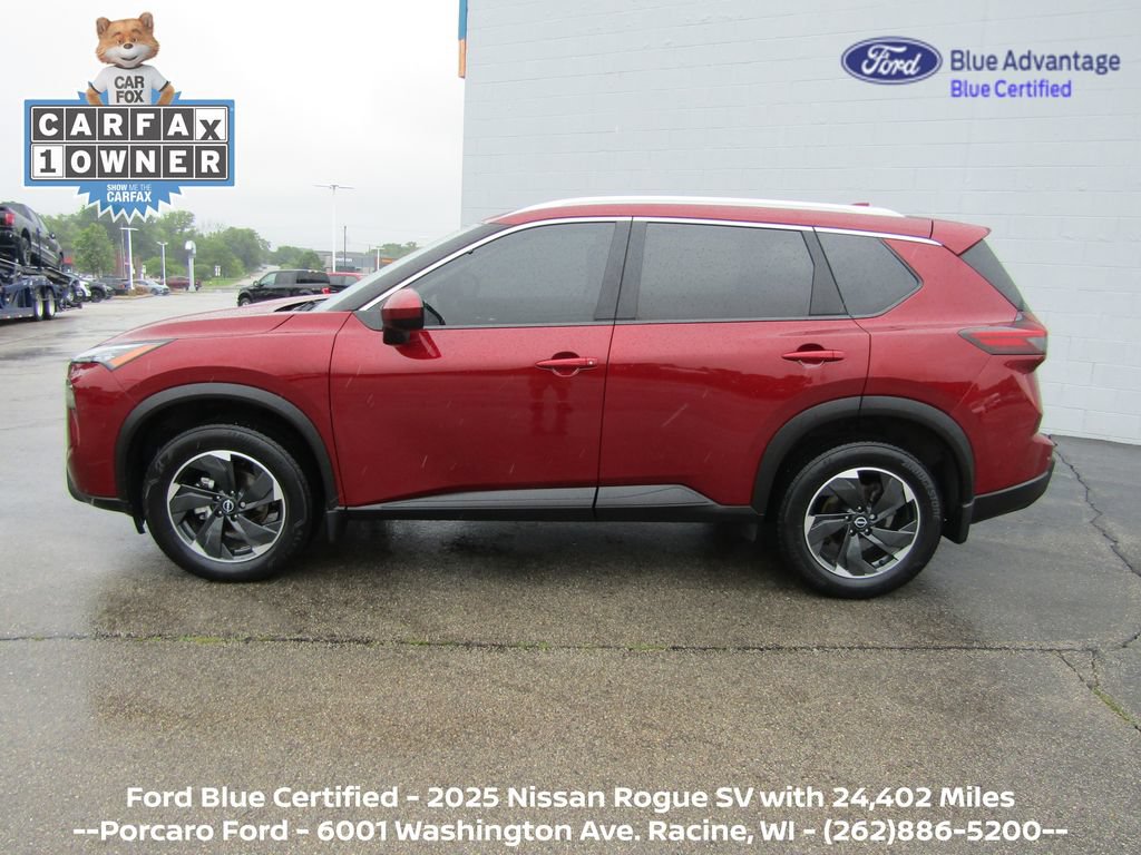 Used 2025 Nissan Rogue SV w/ SV Premium Package AWD/4WD image 2