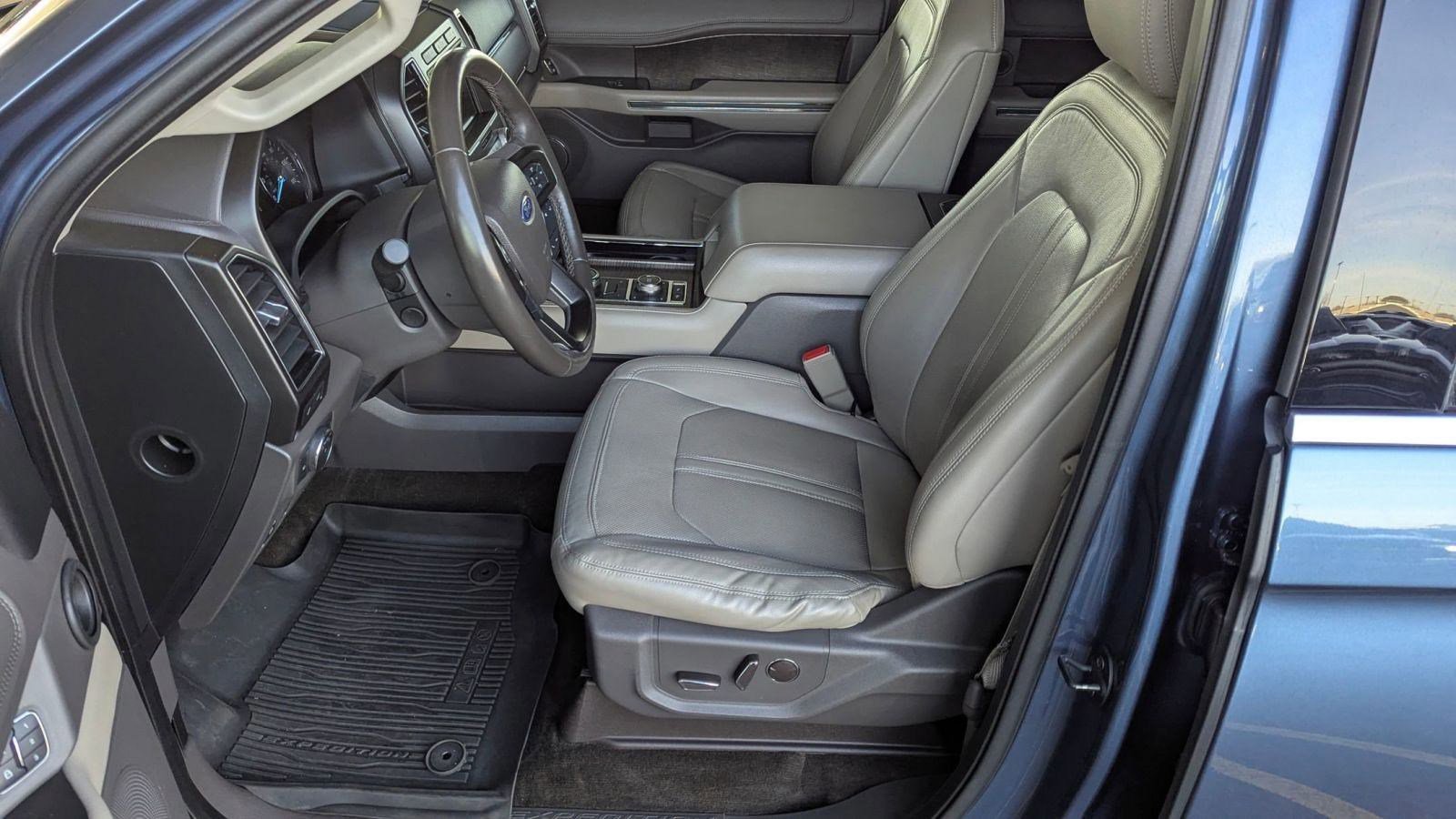 Certified 2019 Ford Expedition Limited w/ Equipment Group 301A image 10