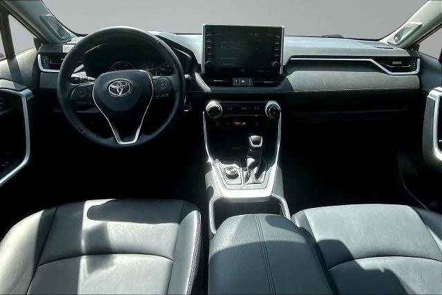 Used 2022 Toyota RAV4 XLE Premium AWD/4WD image 16