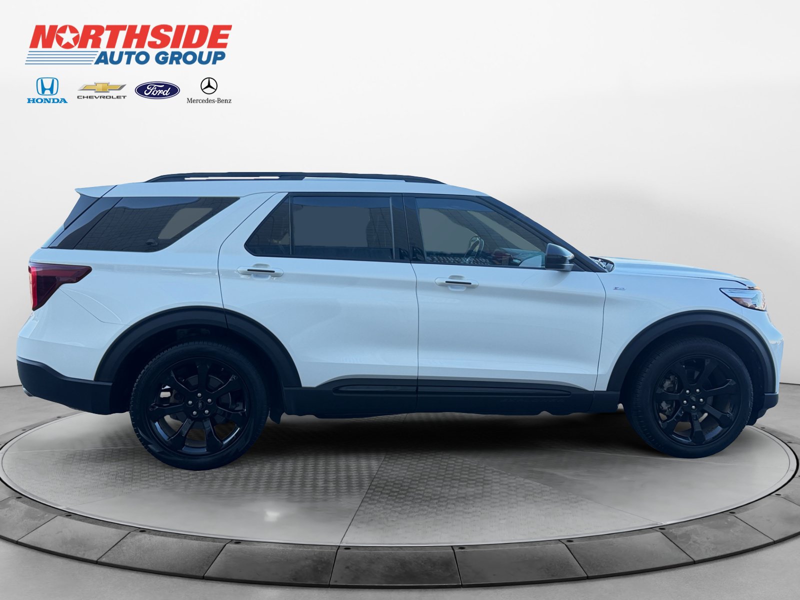 Certified 2023 Ford Explorer ST-Line w/ Class IV Trailer Tow Package RWD image 8