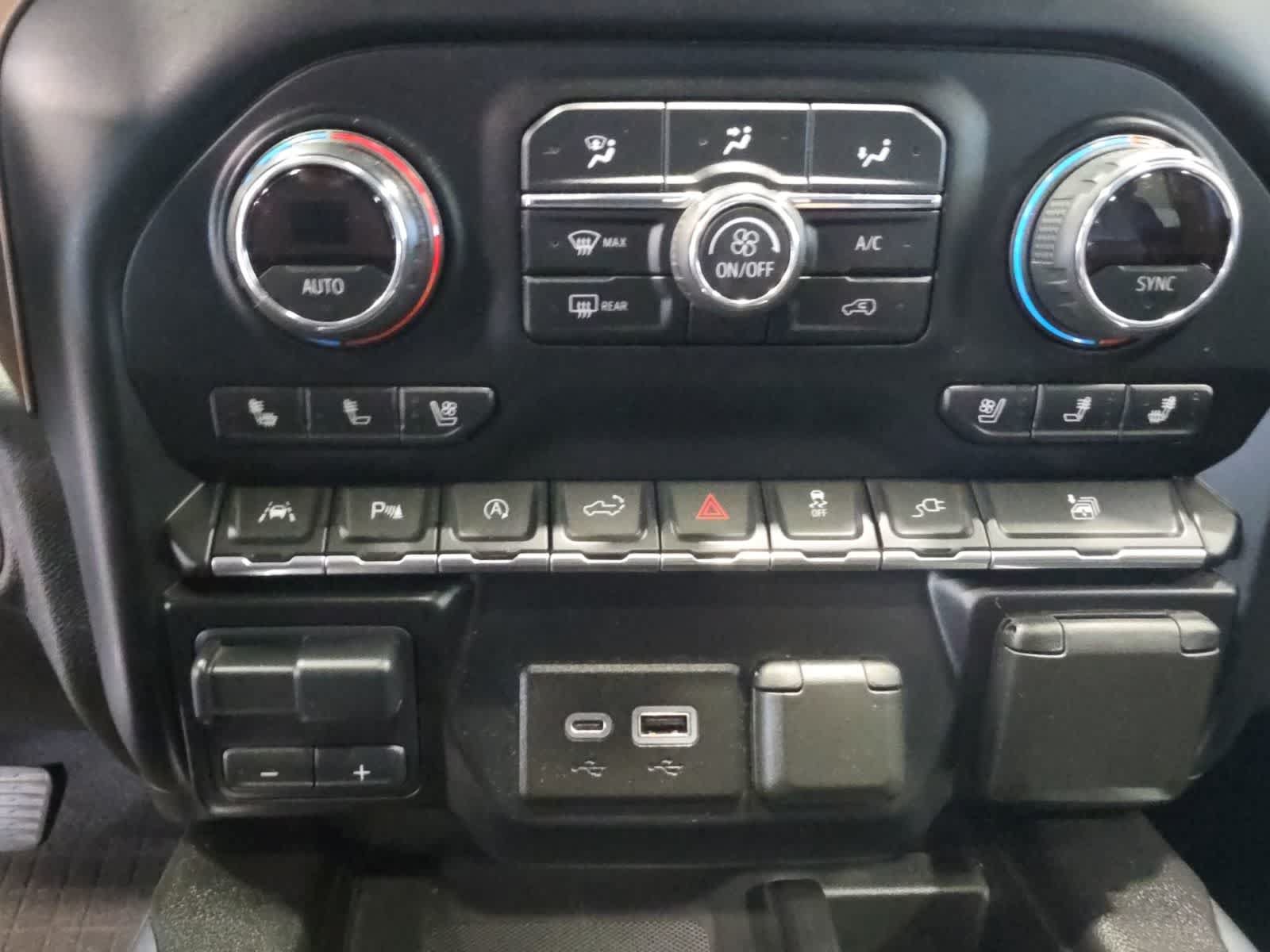 Used 2019 Chevrolet Silverado 1500 High Country AWD/4WD image 25