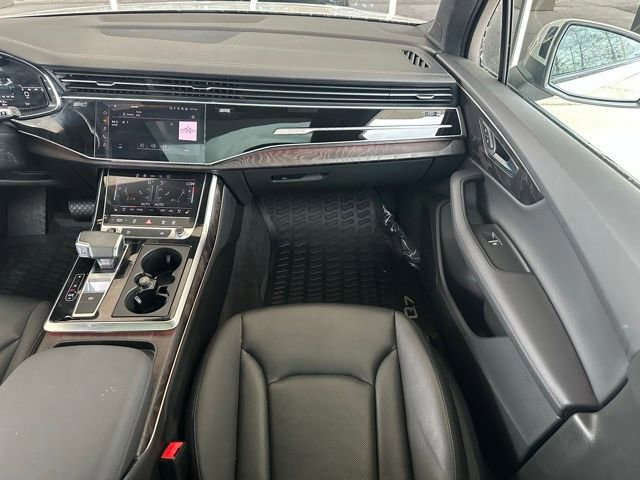 Used 2023 Audi Q7 2.0T Premium Plus w/ Premium Plus Package image 12