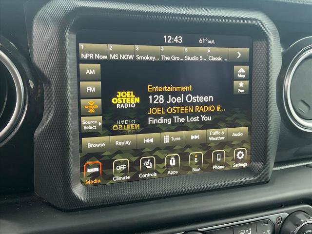 Used 2020 Jeep Wrangler Unlimited Sahara image 12