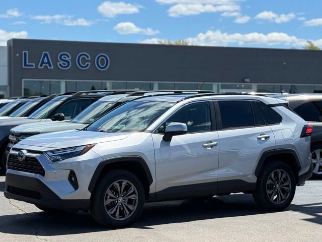 Used 2024 Toyota RAV4 XLE Premium w/ Weather Package AWD/4WD image 1