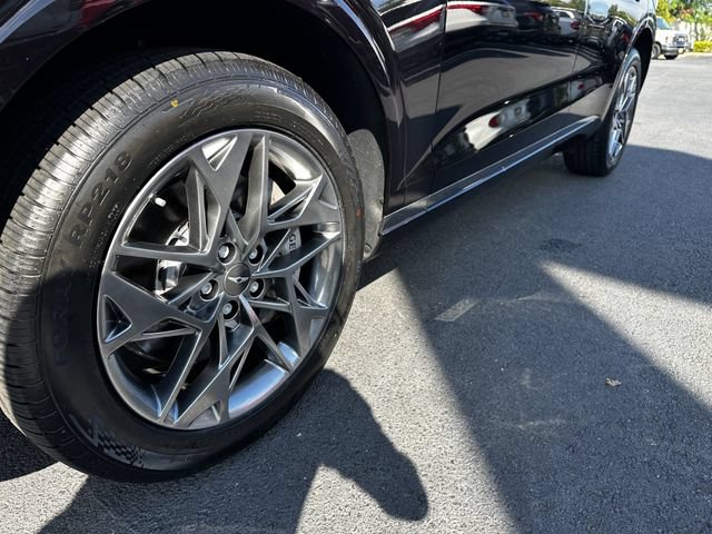 Used 2024 Genesis GV70 2.5T AWD/4WD image 12