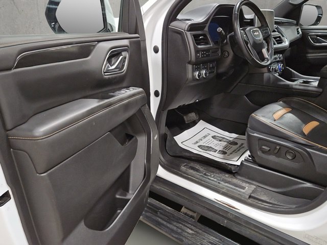 Used 2022 GMC Yukon AT4 w/ Max Trailering Package AWD/4WD image 11