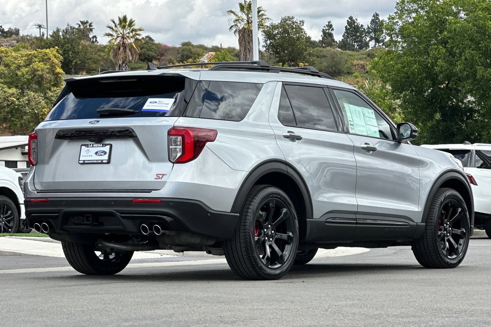 Certified 2023 Ford Explorer ST w/ Equipment Group 401A AWD/4WD image 3