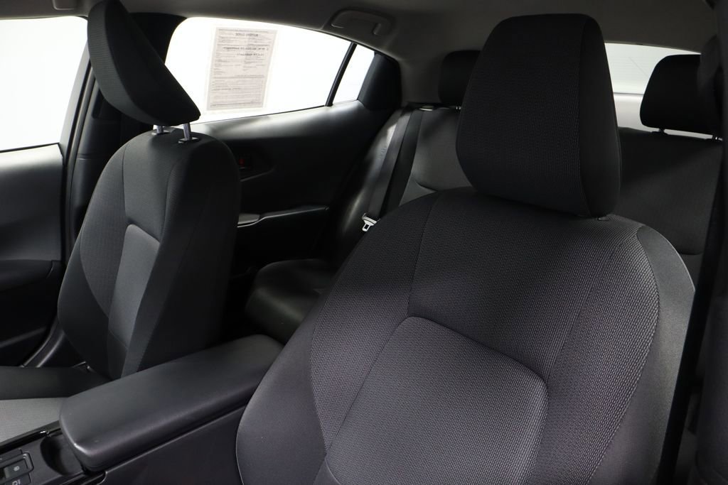 Used 2024 Toyota Prius LE image 25