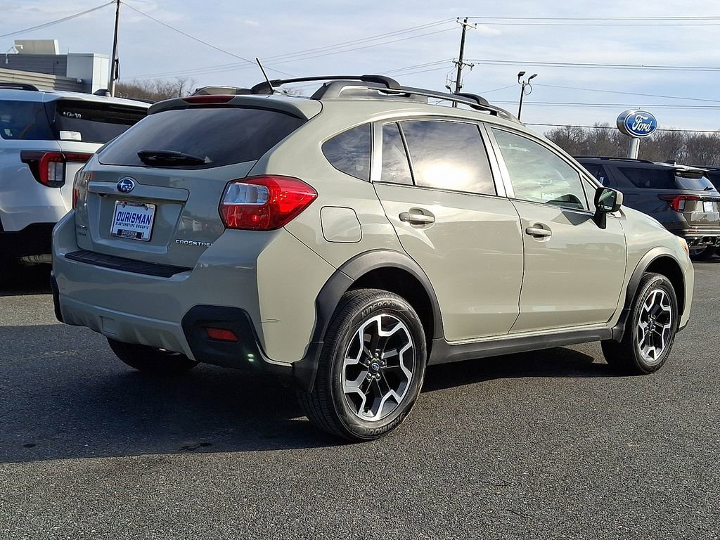 Used 2017 Subaru Crosstrek 2.0i Premium w/ Moonroof Package image 6