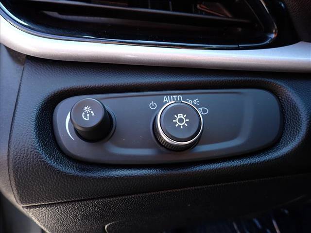 Used 2018 Chevrolet Volt LT w/ Comfort Package FWD image 13
