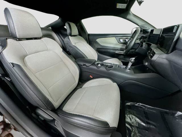 Certified 2024 Ford Mustang Coupe RWD image 14