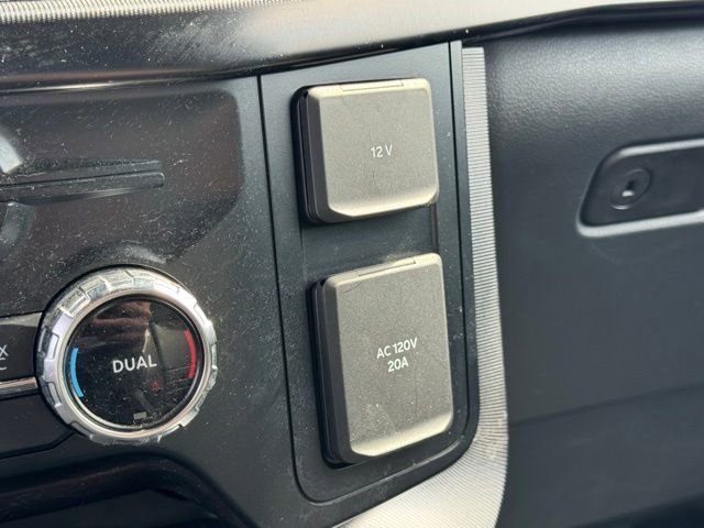 Certified 2022 Ford F150 Platinum w/ Equipment Group 701A High AWD/4WD image 60