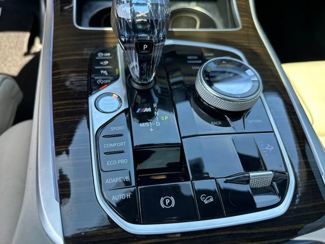 Used 2021 BMW X7 M50i AWD/4WD image 24