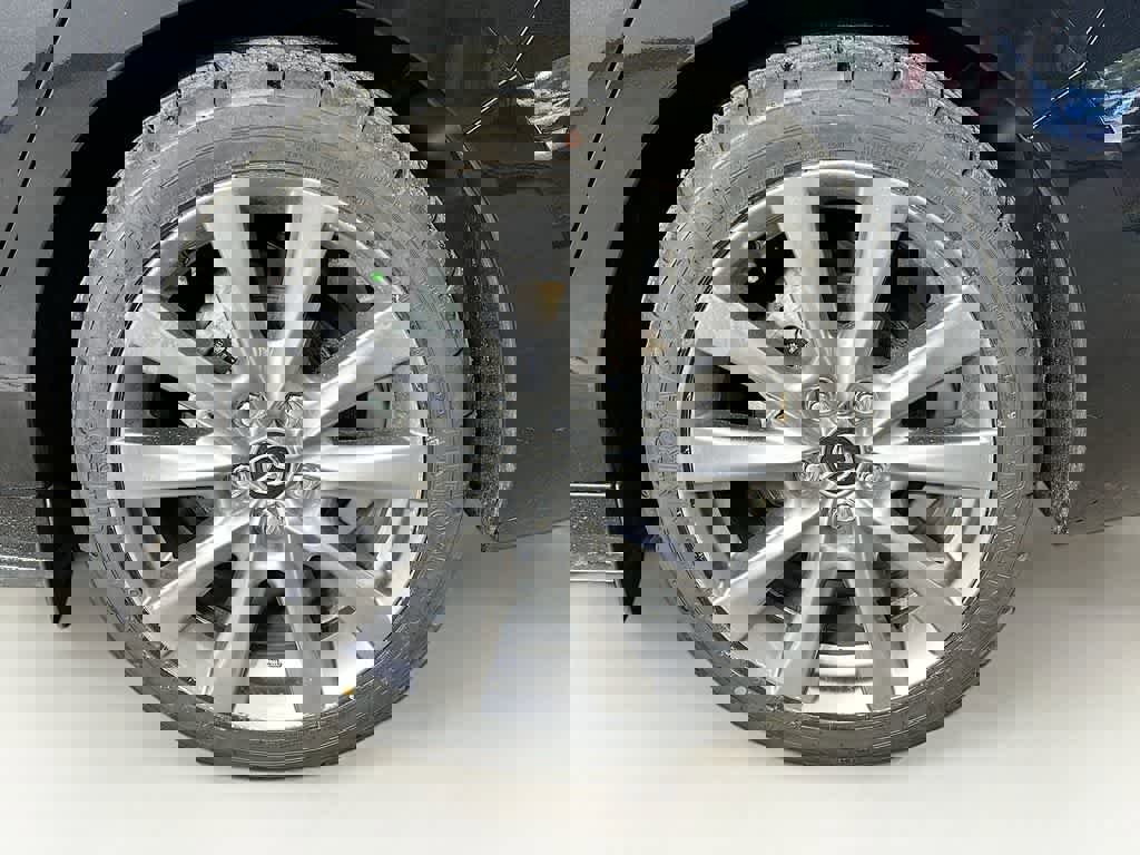 Used 2021 MAZDA MAZDA3 s image 11