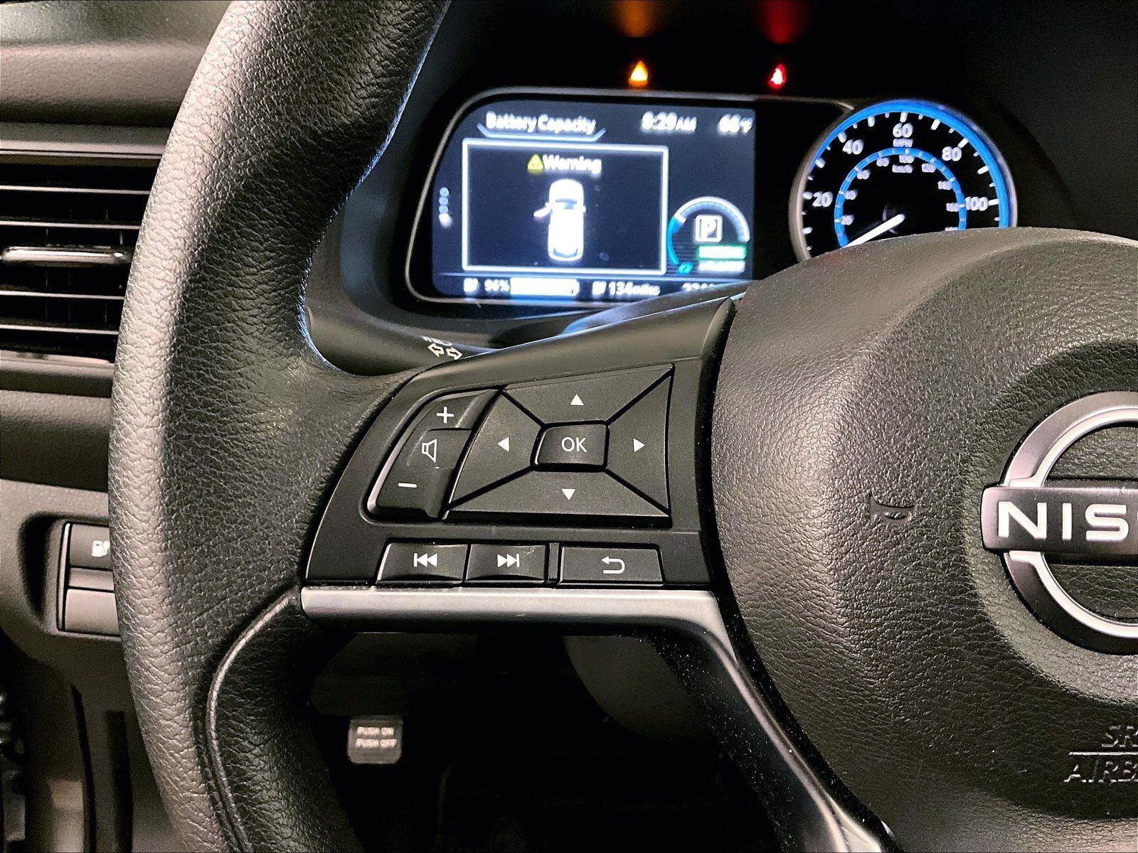 Used 2023 Nissan Leaf S FWD image 17