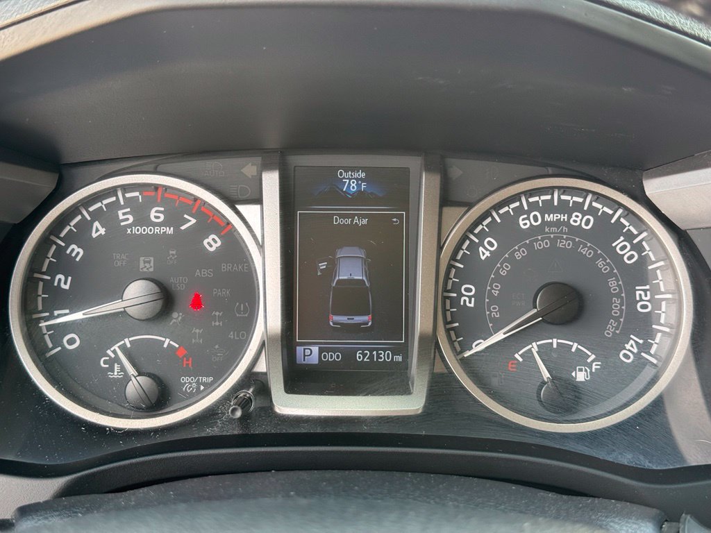 Used 2021 Toyota Tacoma SR5 RWD image 13