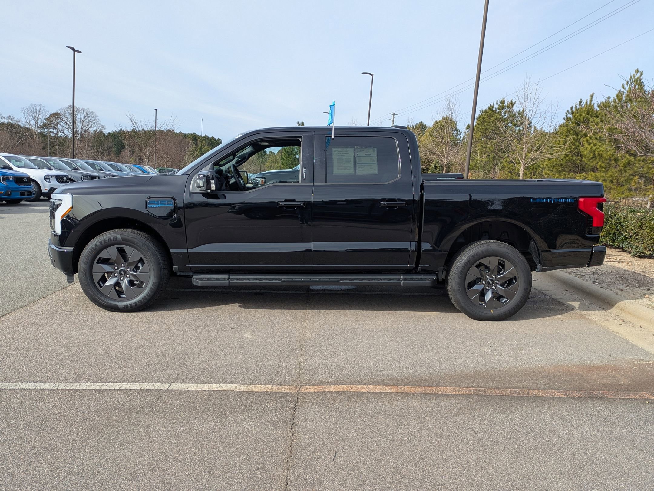 Certified 2025 Ford F150 Lightning Lariat image 3