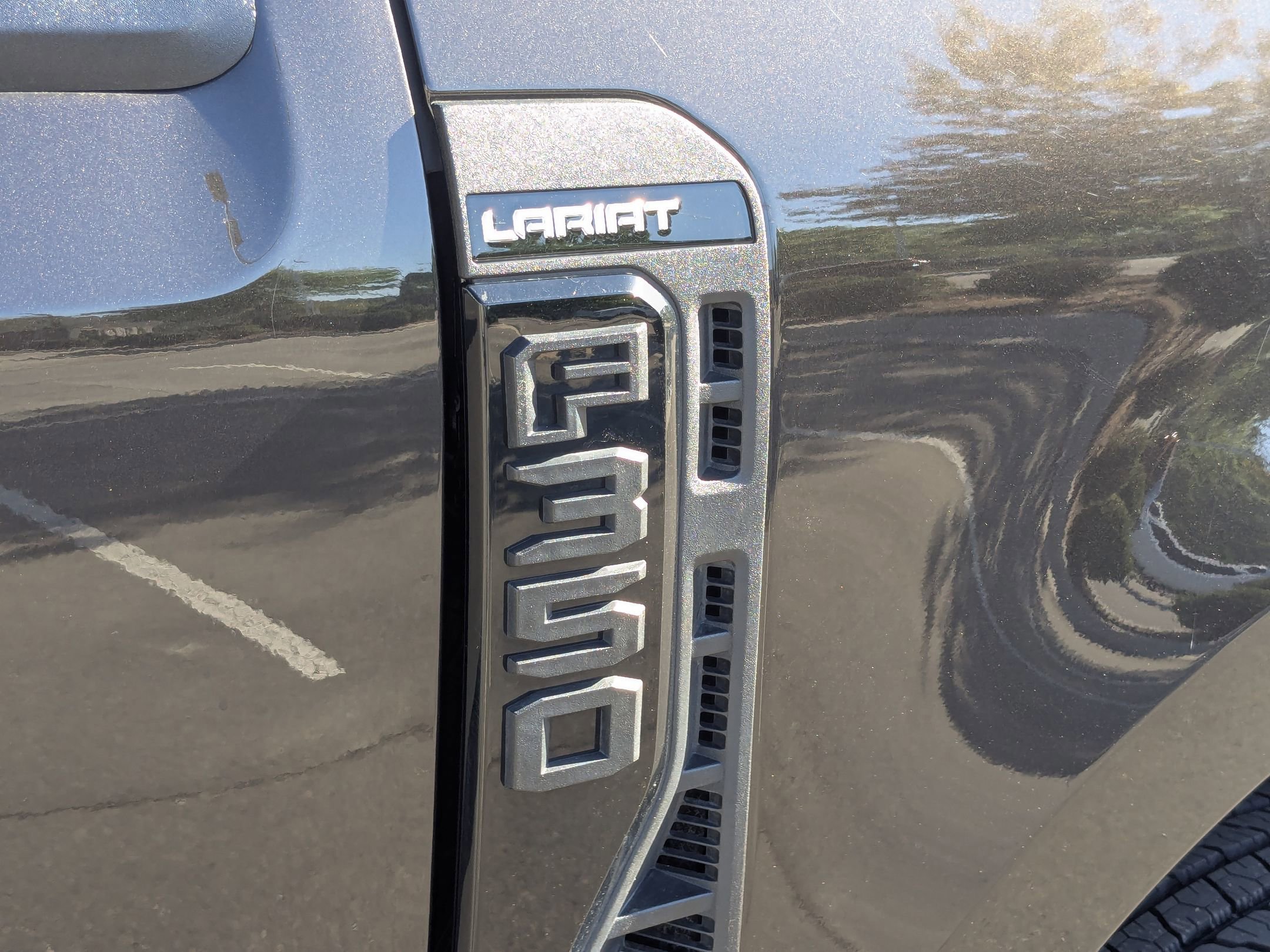 Certified 2024 Ford F350 Lariat w/ Lariat Ultimate Package AWD/4WD image 49