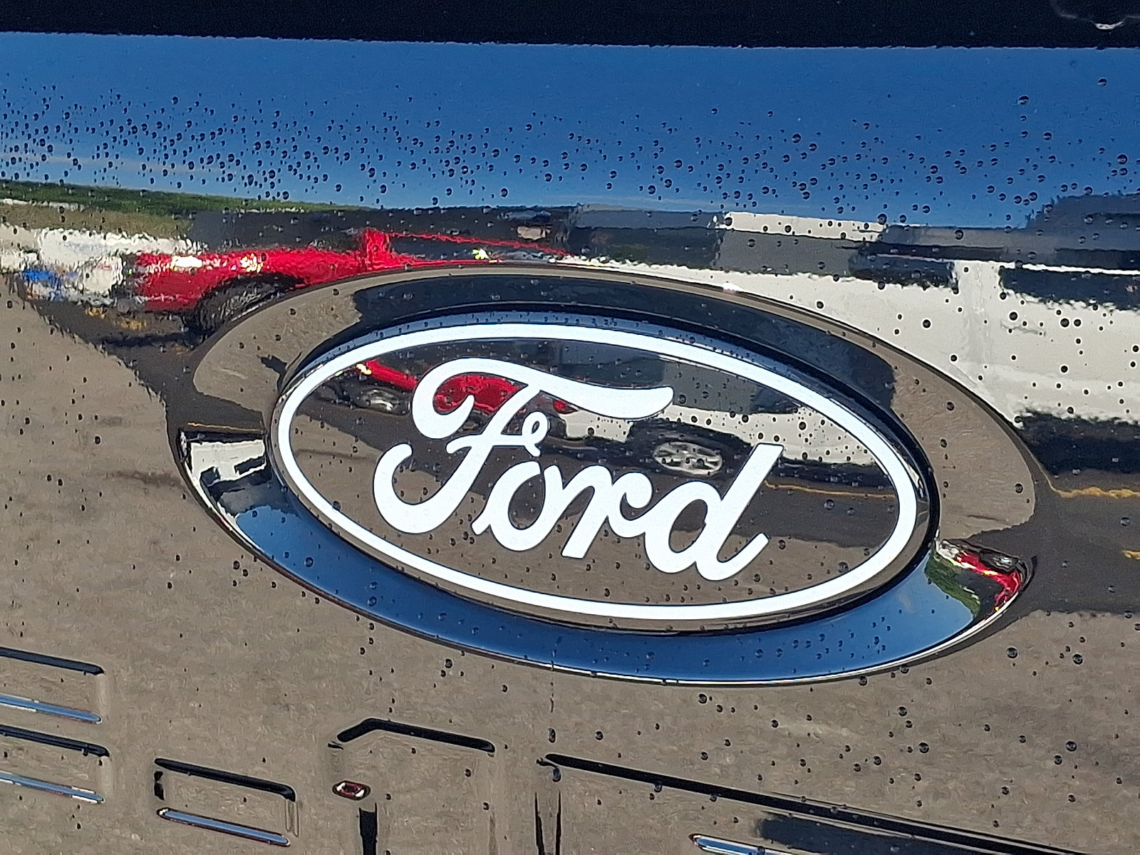 Certified 2025 Ford F150 Lariat w/ Equipment Group 502A High AWD/4WD image 30