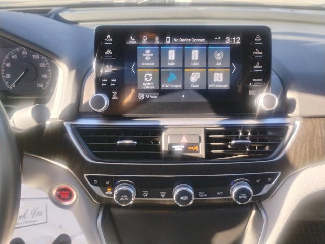 Used 2018 Honda Accord Touring image 11