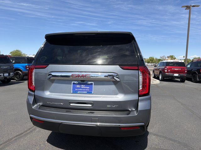 Used 2022 GMC Yukon XL SLT w/ SLT Premium Package AWD/4WD image 6