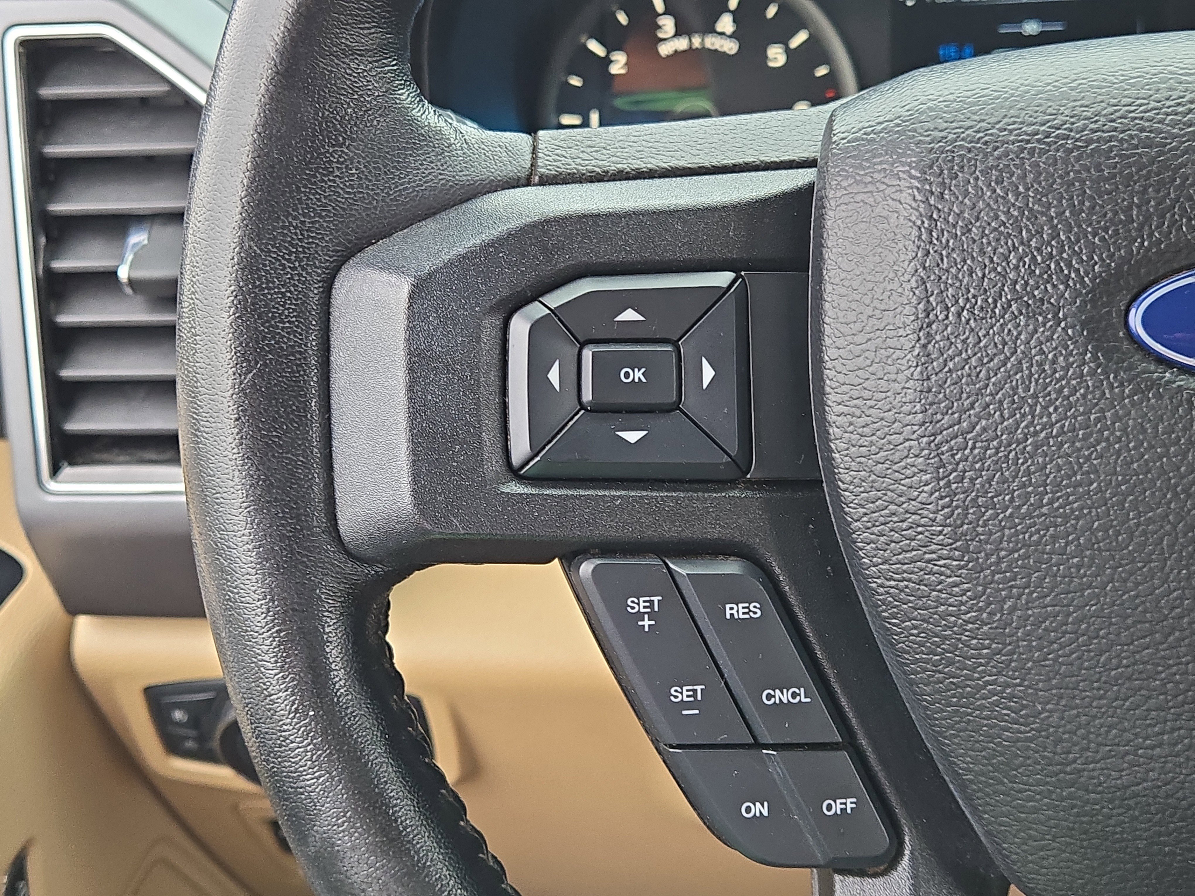 Certified 2019 Ford F150 XLT w/ Equipment Group 302A Luxury AWD/4WD image 24