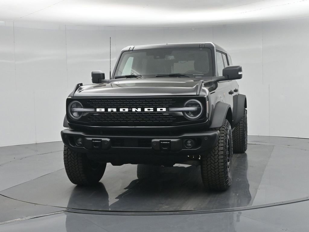 Certified 2025 Ford Bronco Badlands AWD/4WD image 28