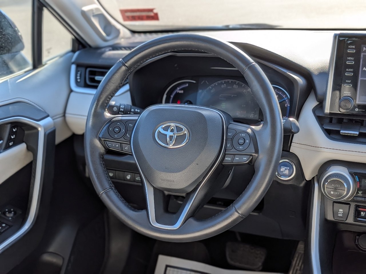 Used 2020 Toyota RAV4 Limited w/ Limited Grade Weather Package AWD/4WD image 18
