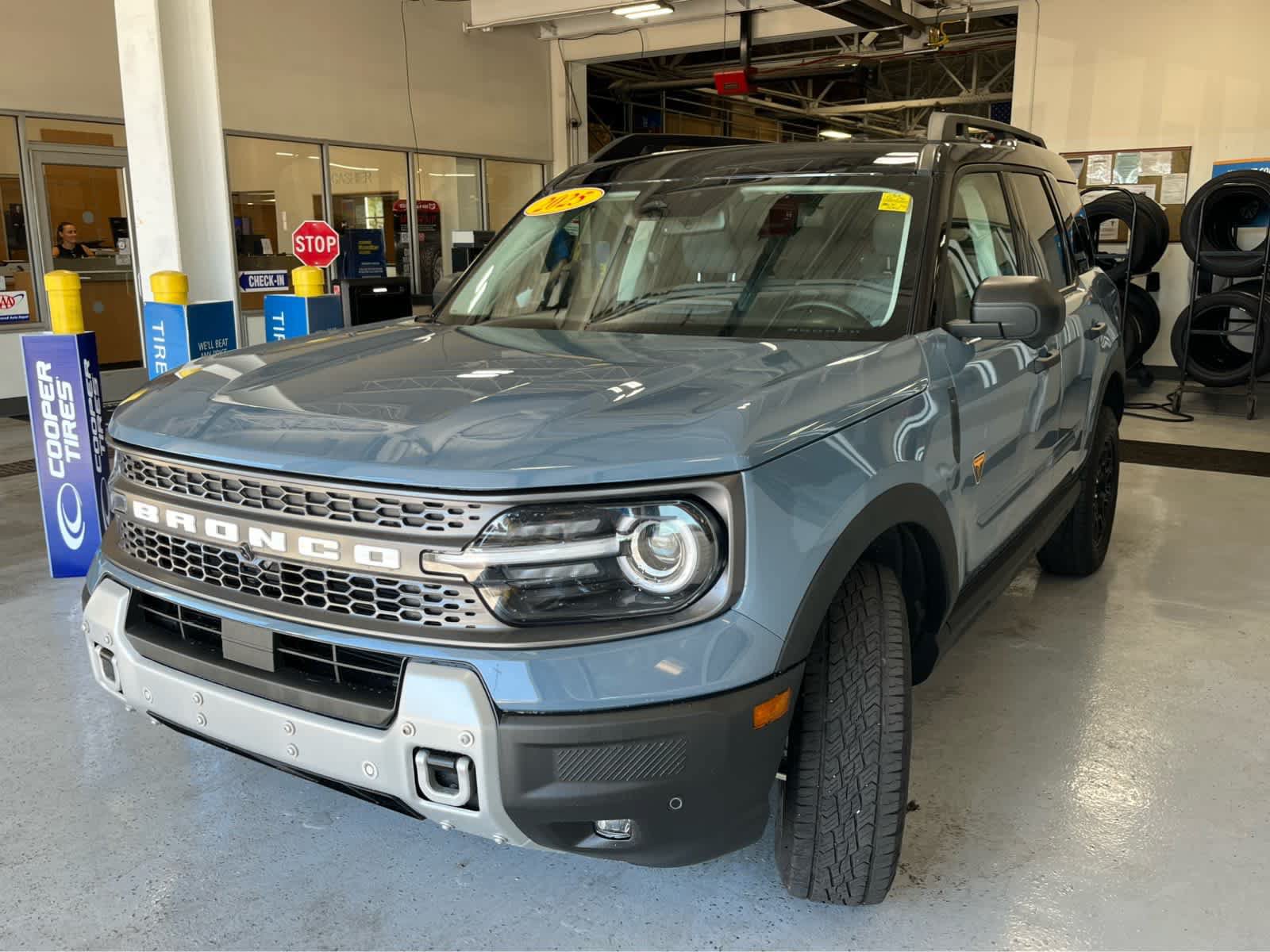 Certified 2025 Ford Bronco Sport Badlands w/ Badlands Tech Package AWD/4WD image 5