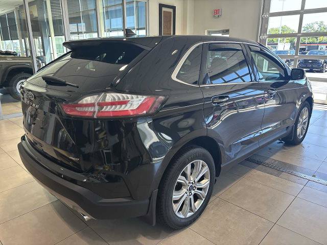 Certified 2022 Ford Edge Titanium w/ Equipment Group 301A AWD/4WD image 3