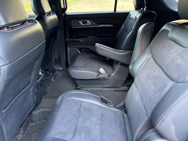 Certified 2025 Ford Explorer ST AWD/4WD image 11