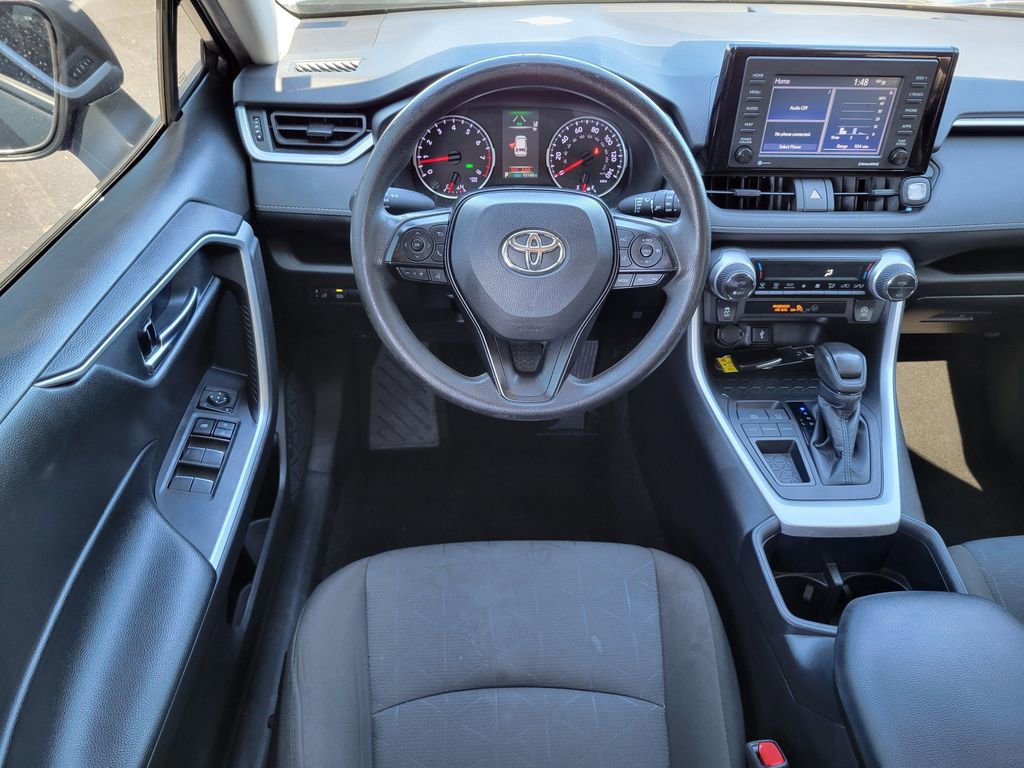 Used 2022 Toyota RAV4 XLE image 18