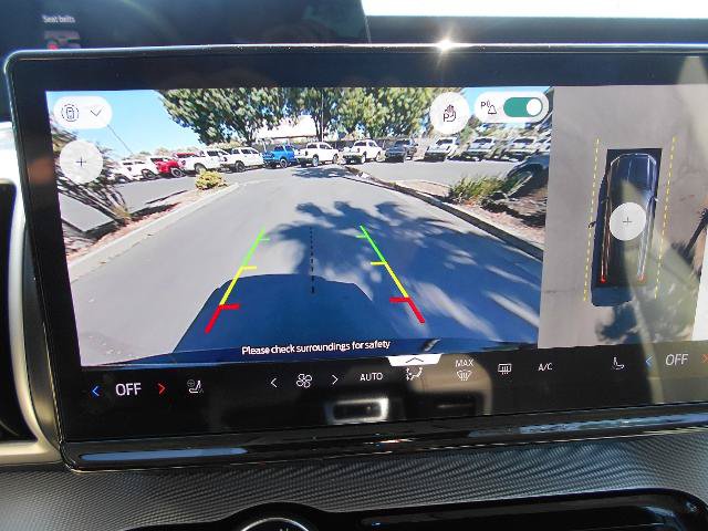 Certified 2025 Ford Expedition Active AWD/4WD image 14