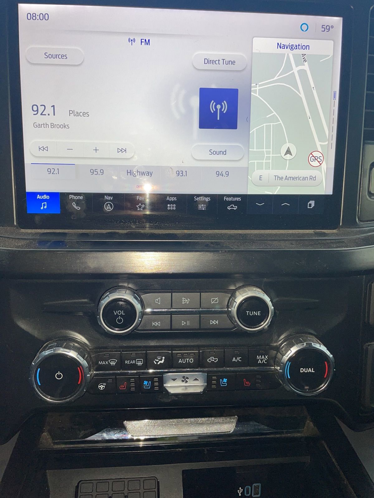 Certified 2024 Ford F350 Lariat w/ Sport Appearance Package image 10