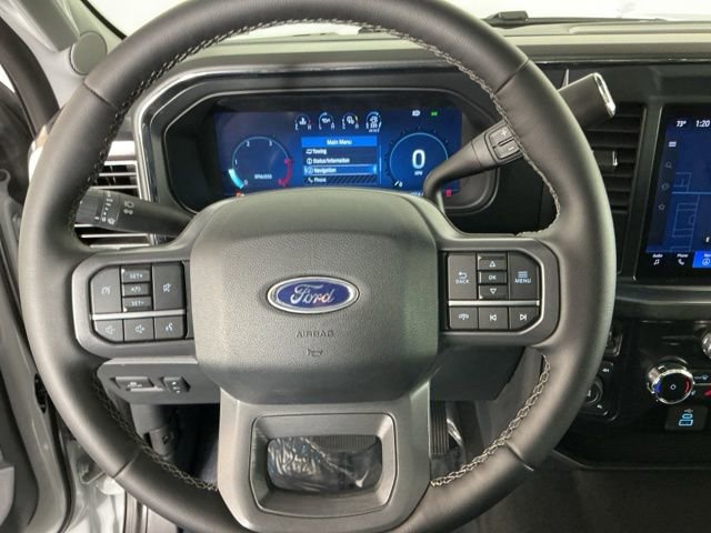 Certified 2025 Ford F350 Lariat w/ Black Appearance Package image 19