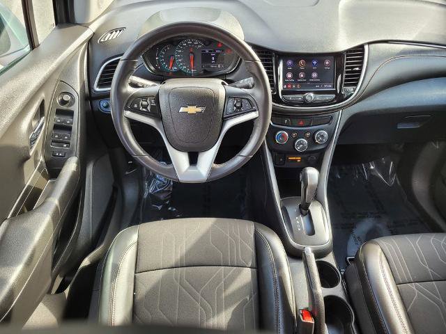 Used 2020 Chevrolet Trax LT w/ LT Convenience Package FWD image 12