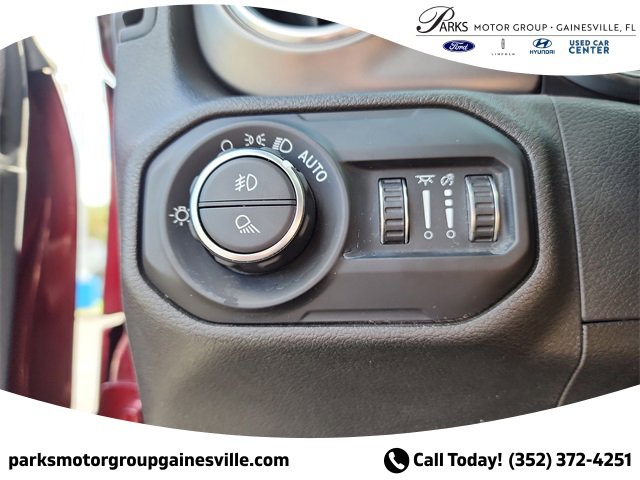 Used 2021 Jeep Gladiator Rubicon image 24