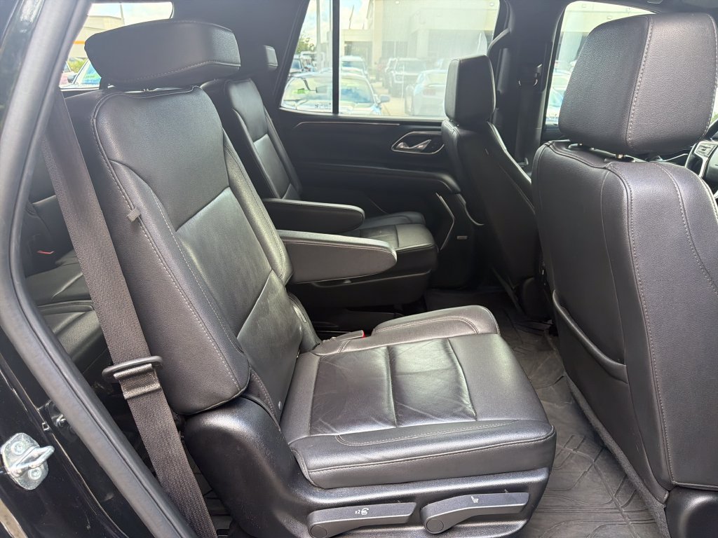 Used 2023 Chevrolet Tahoe Z71 w/ Luxury Package AWD/4WD image 30