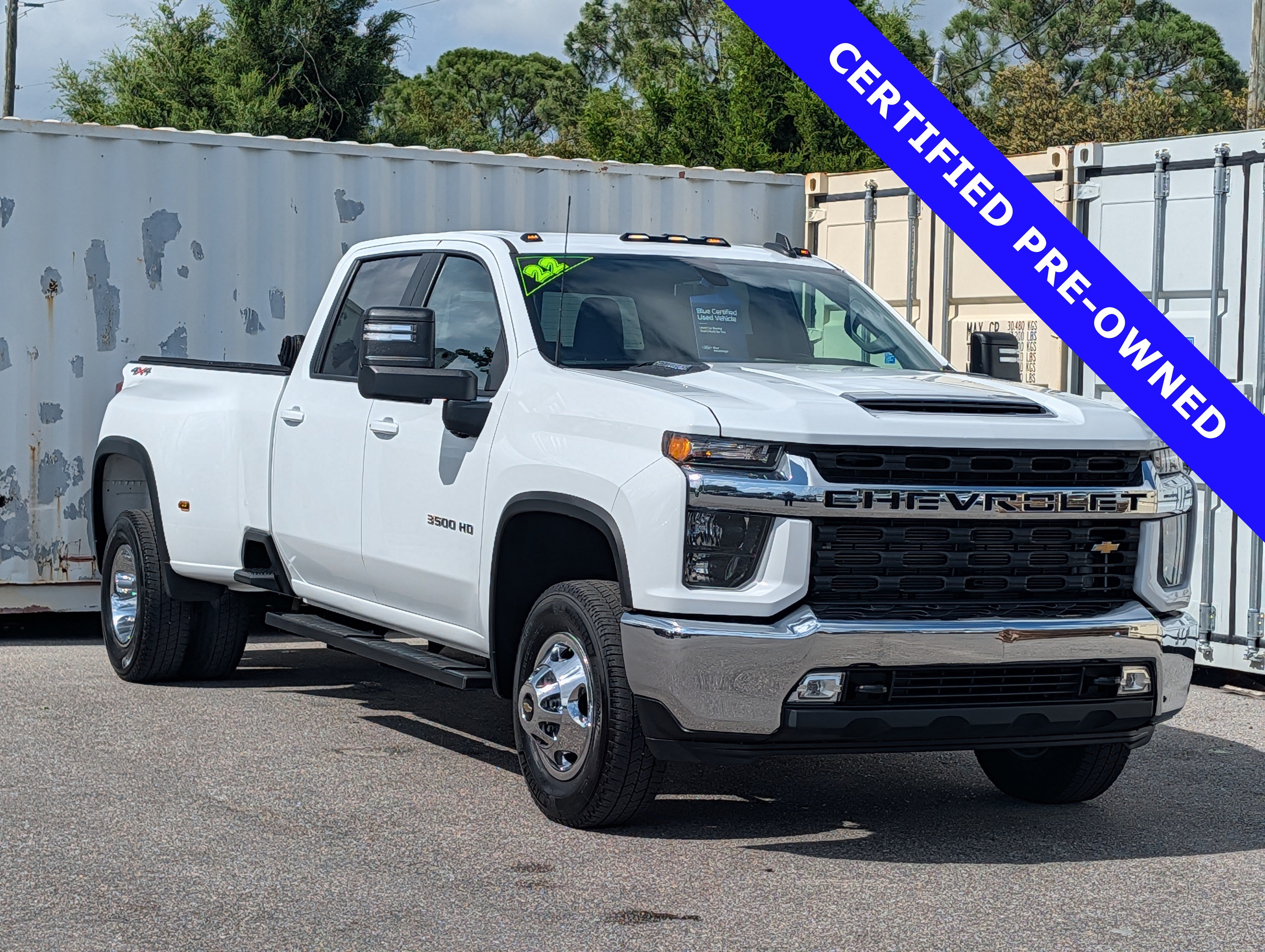 Used 2022 Chevrolet Silverado 3500 LT w/ Convenience Package AWD/4WD image 3