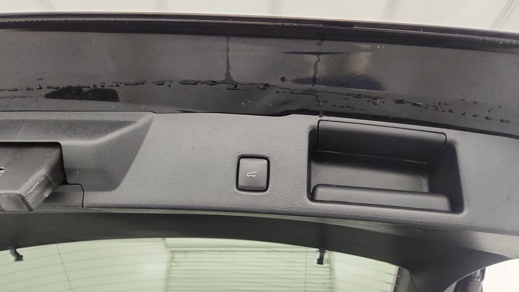 Certified 2023 Ford Escape Active AWD/4WD image 22